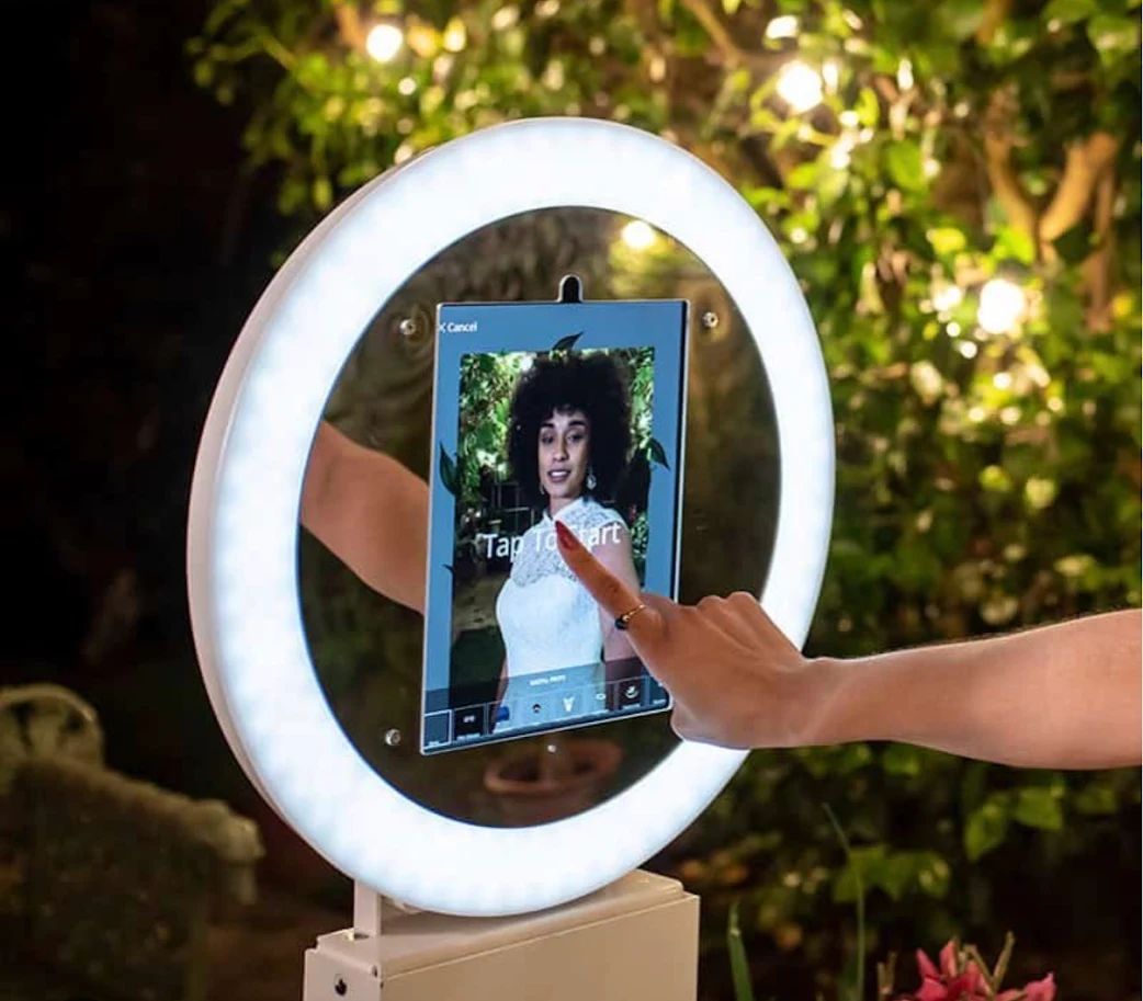 Selfie station